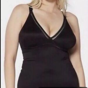 Ruby Ribbon 🎀 Siren Black camisole size 42. Excellent condition